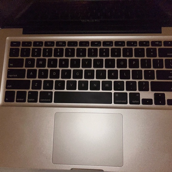 MacBook - Picture 2 of 3